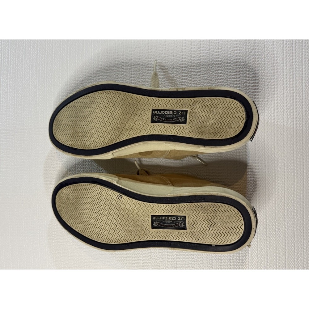 Liz Claiborne Tan Canvas Sneakers 9N Minimalist Casual Cottagecore - Picture 5 of 5